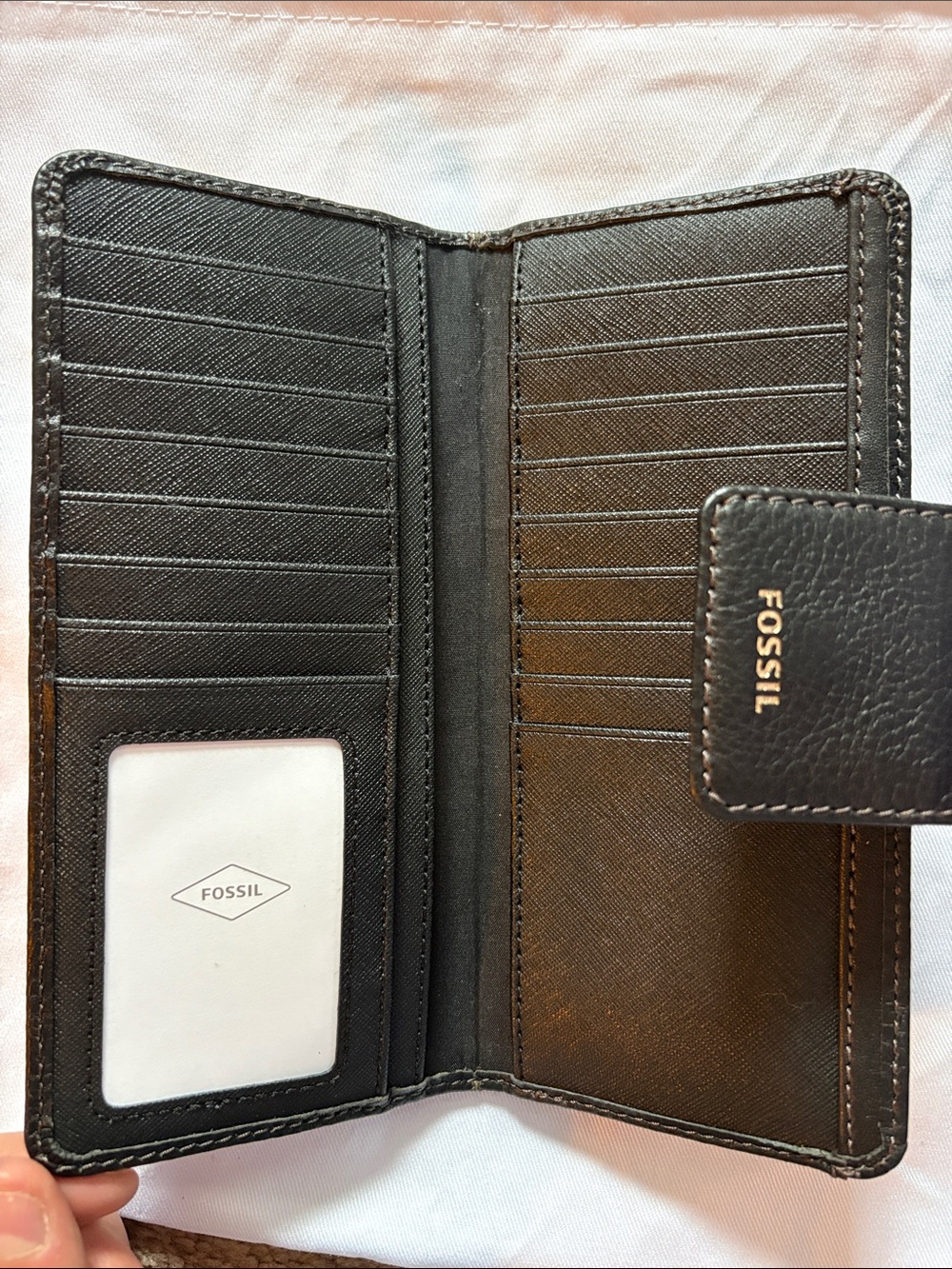 Fossil Black Leather Phone Wallet with Gold Logo Snap - Picture 2 of 4